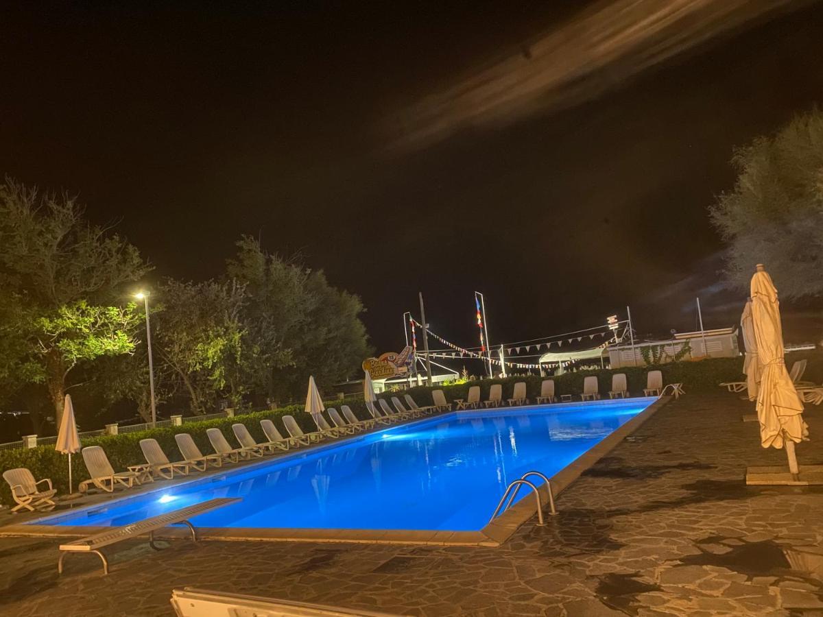 בלריה-איגאה מרינה Residenza Villa Flores מראה חיצוני תמונה