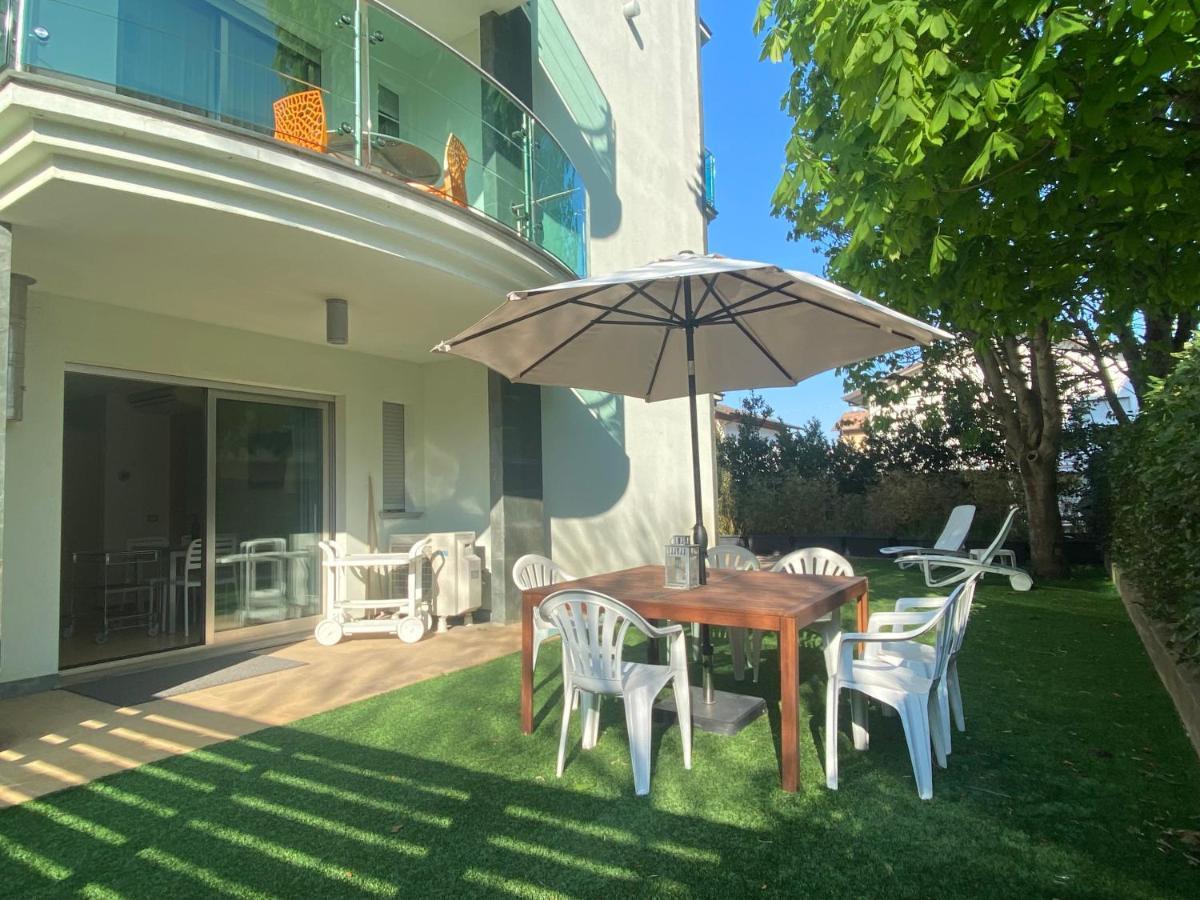 בלריה-איגאה מרינה Residenza Villa Flores מראה חיצוני תמונה